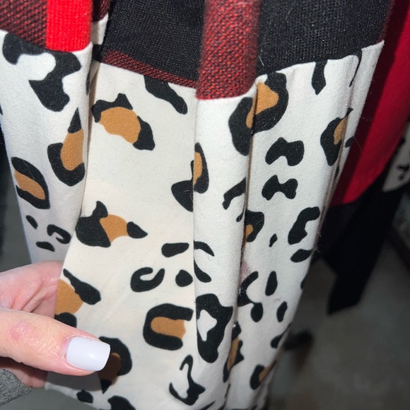 Mixed Print Cardigan - Picture 4 of 5